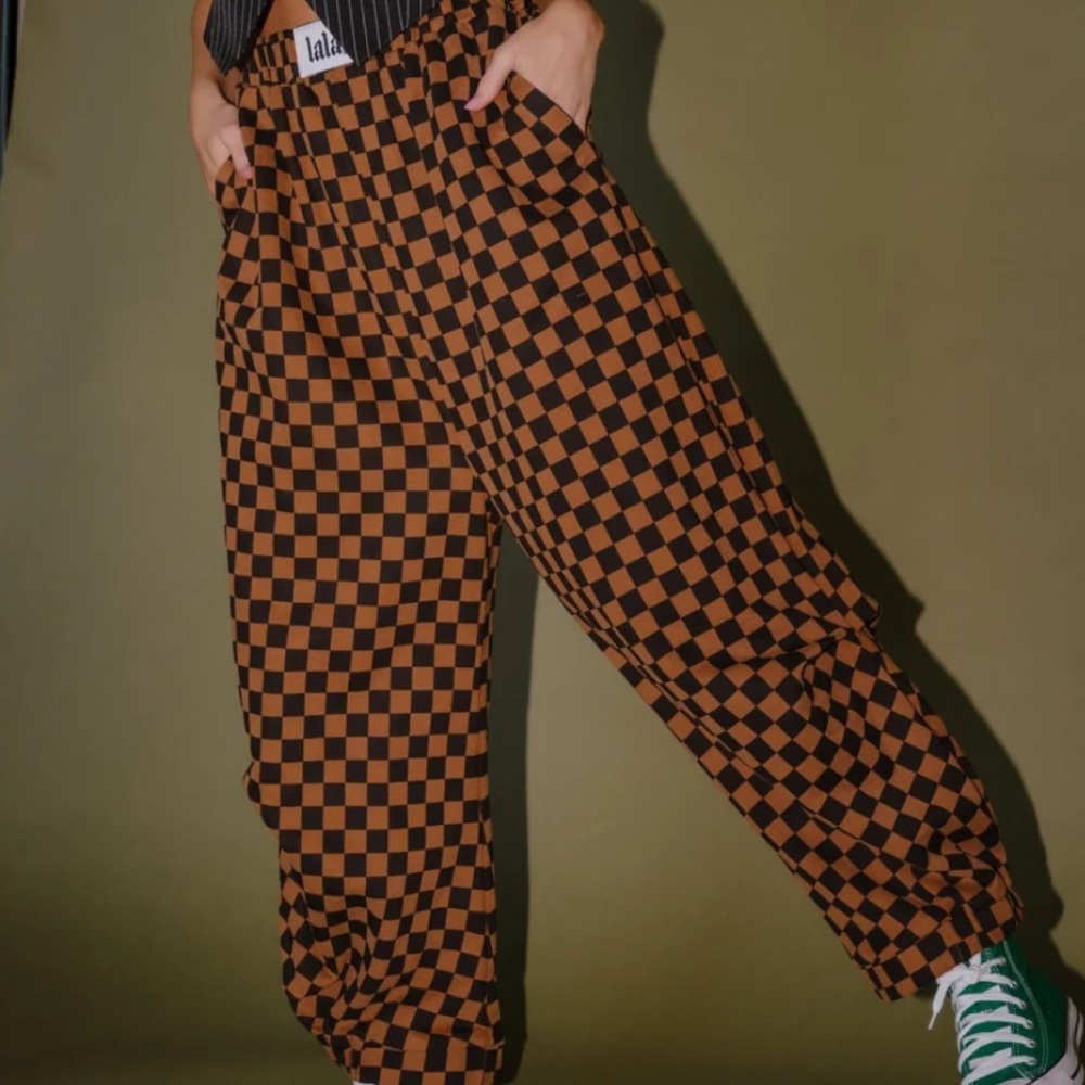 NWT Rocky Harem Pants in Caramel + Black Checkerboard NWT size S